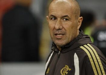 Leonardo Jardim acompanha Internacional x Flamengo no Beira-Rio
