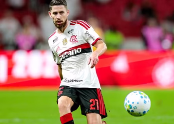 Jorginho em Internacional x Flamengo