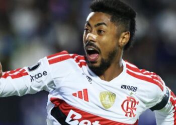 Flamengo vence o Independiente del Valle por 2 a 0, mas sem atuação dominante